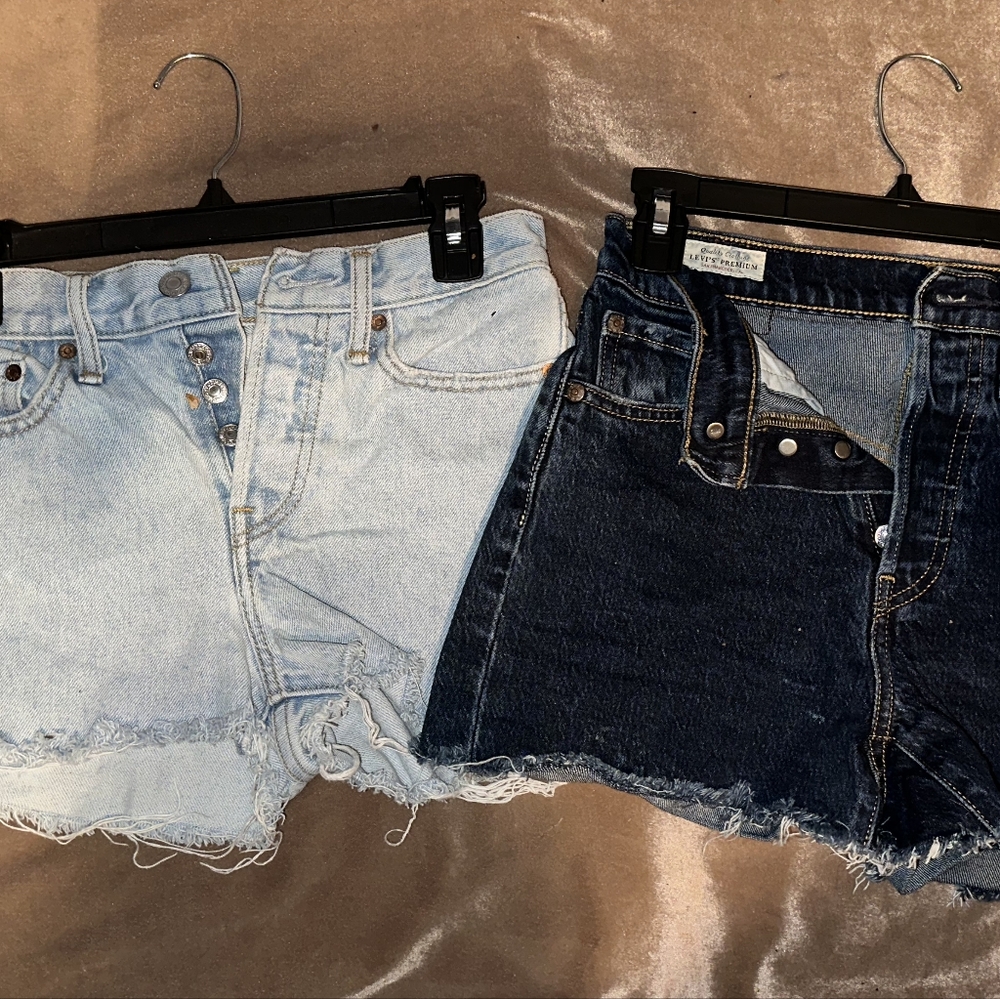 Levi's Two-Tone Blue Jean Shorts